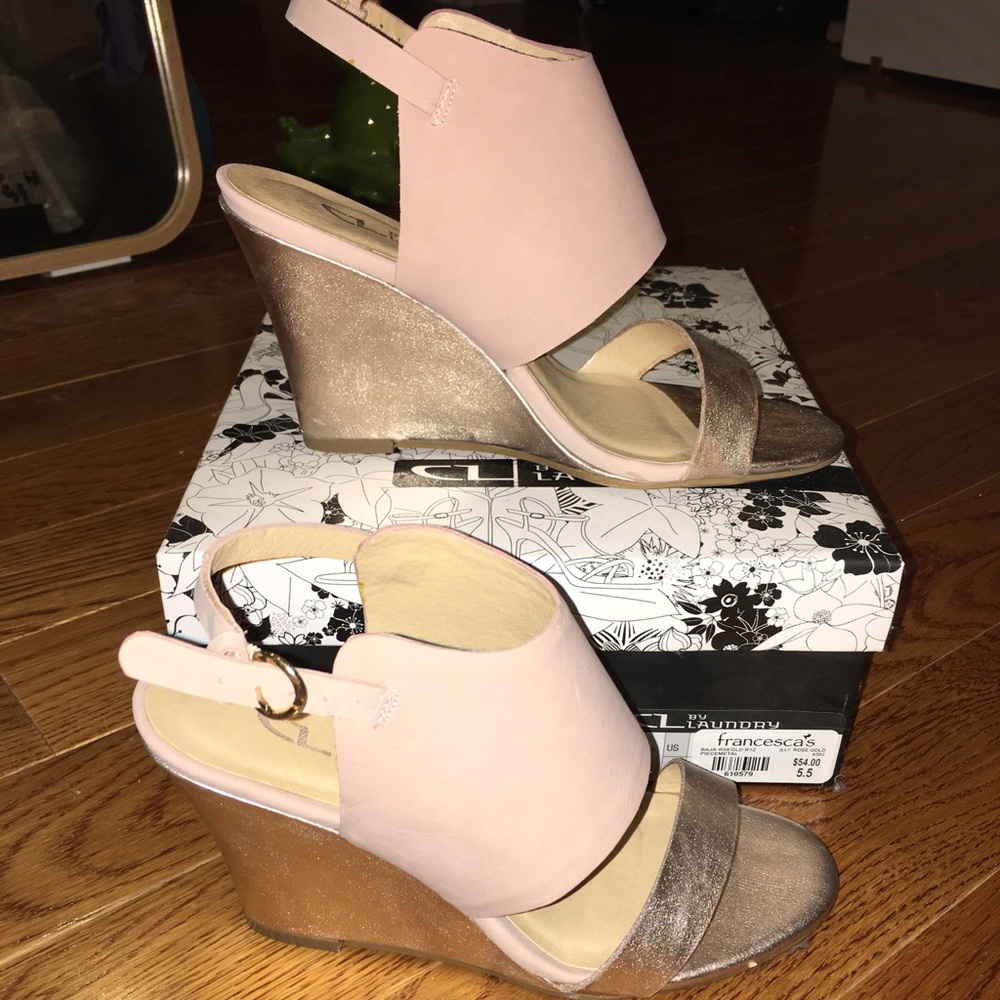 Chinese Laundry Sandal Wedges